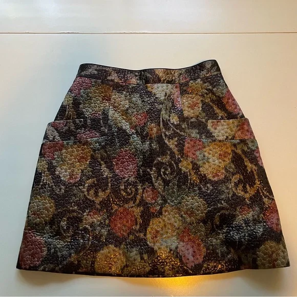 Metallic Mini Skirts - Picture 5 of 7